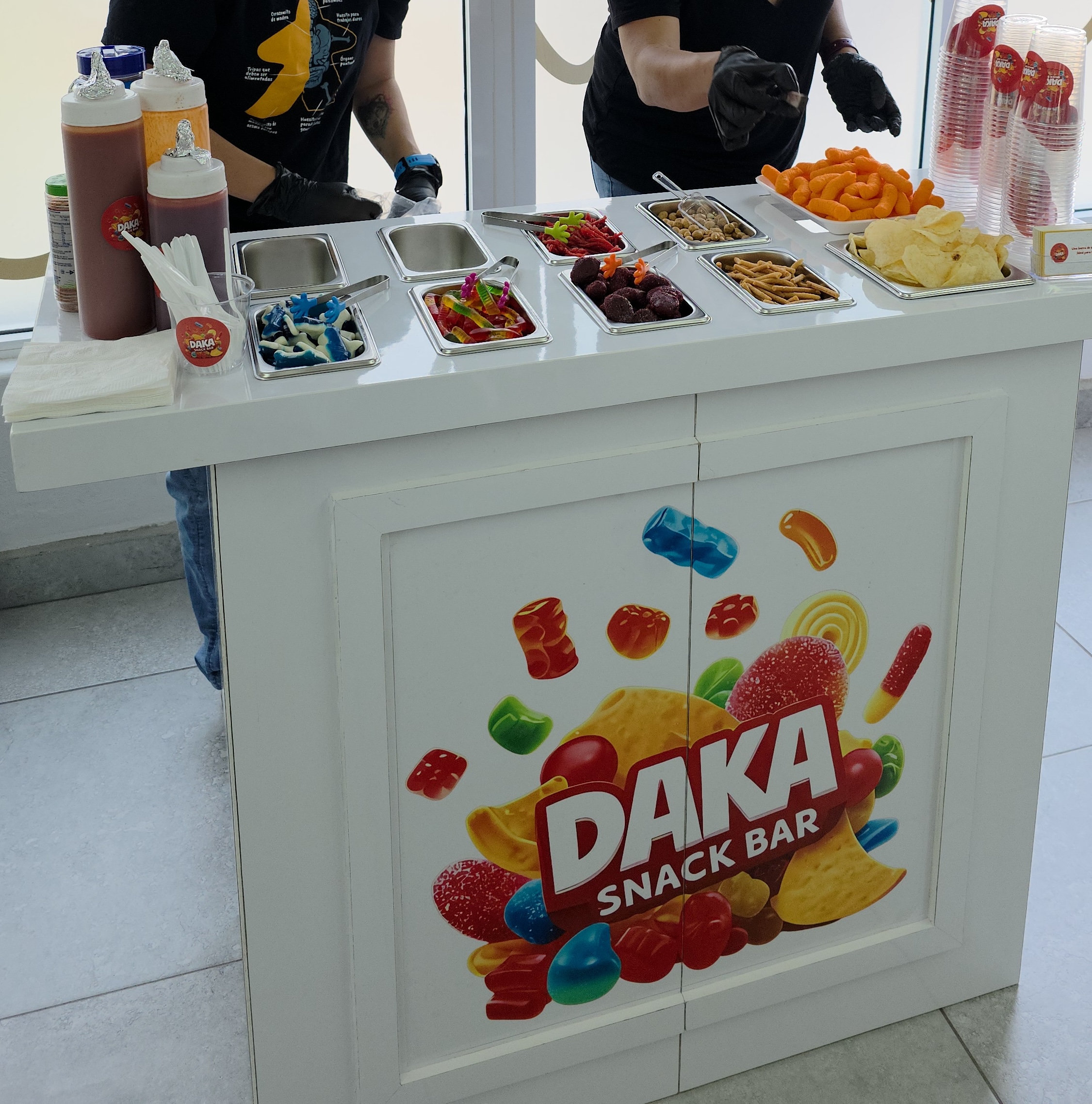 Socias DAKA en evento — @dakasnackbar