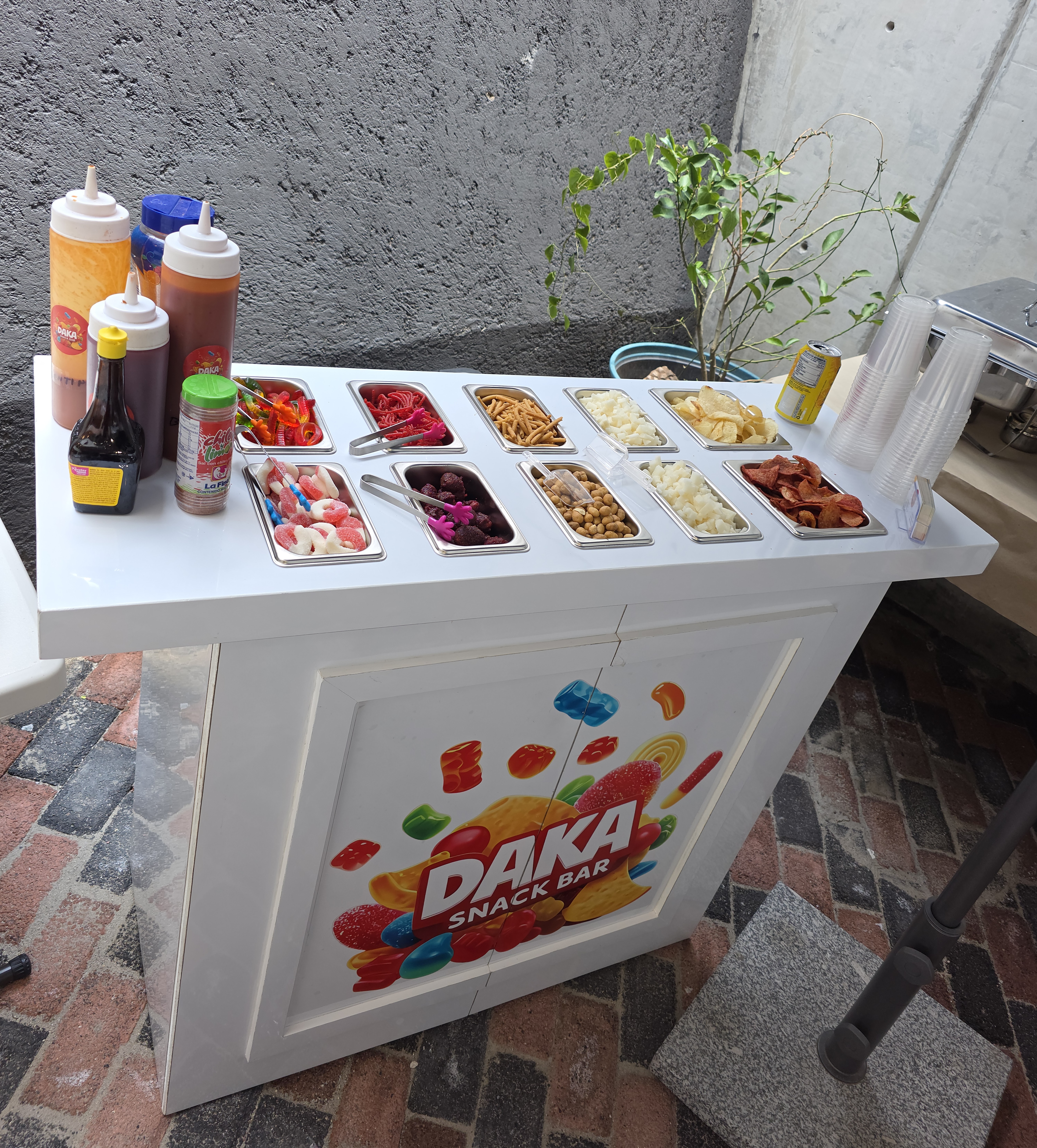 Carrito DAKA Snack Bar en pleno evento